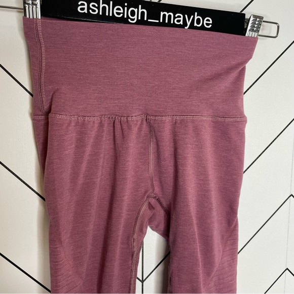 Alphalete | OG Revival Seamless Compression Workout Leggings Mauve Pink Size XS - Picture 4 of 11